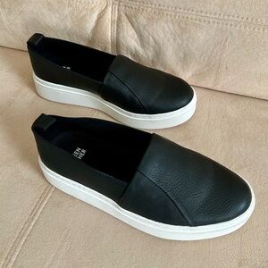 NEW Eileen Fisher Leather Sleek Stylish Comfy Platform Sneakers